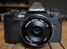OM-D E-M5 mark2,OLYMPUS OM-D E-M5 mark2,E-M5 mark2,カメラバッグ,リュック,ショルダーバッグ,バックパック